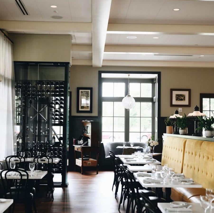 The Inn At Meadowbrook Overland Park Eksteriør billede